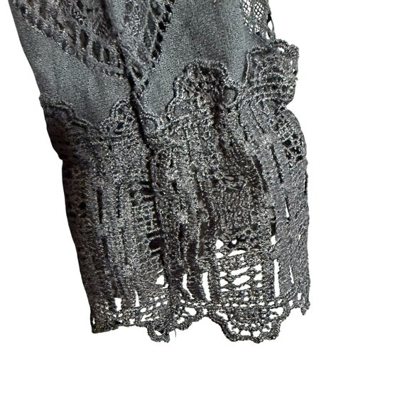 Guyueqiqin Floral Lace Mock Neck Blouse Top Women's Size Medium Black Party - Picture 4 of 8